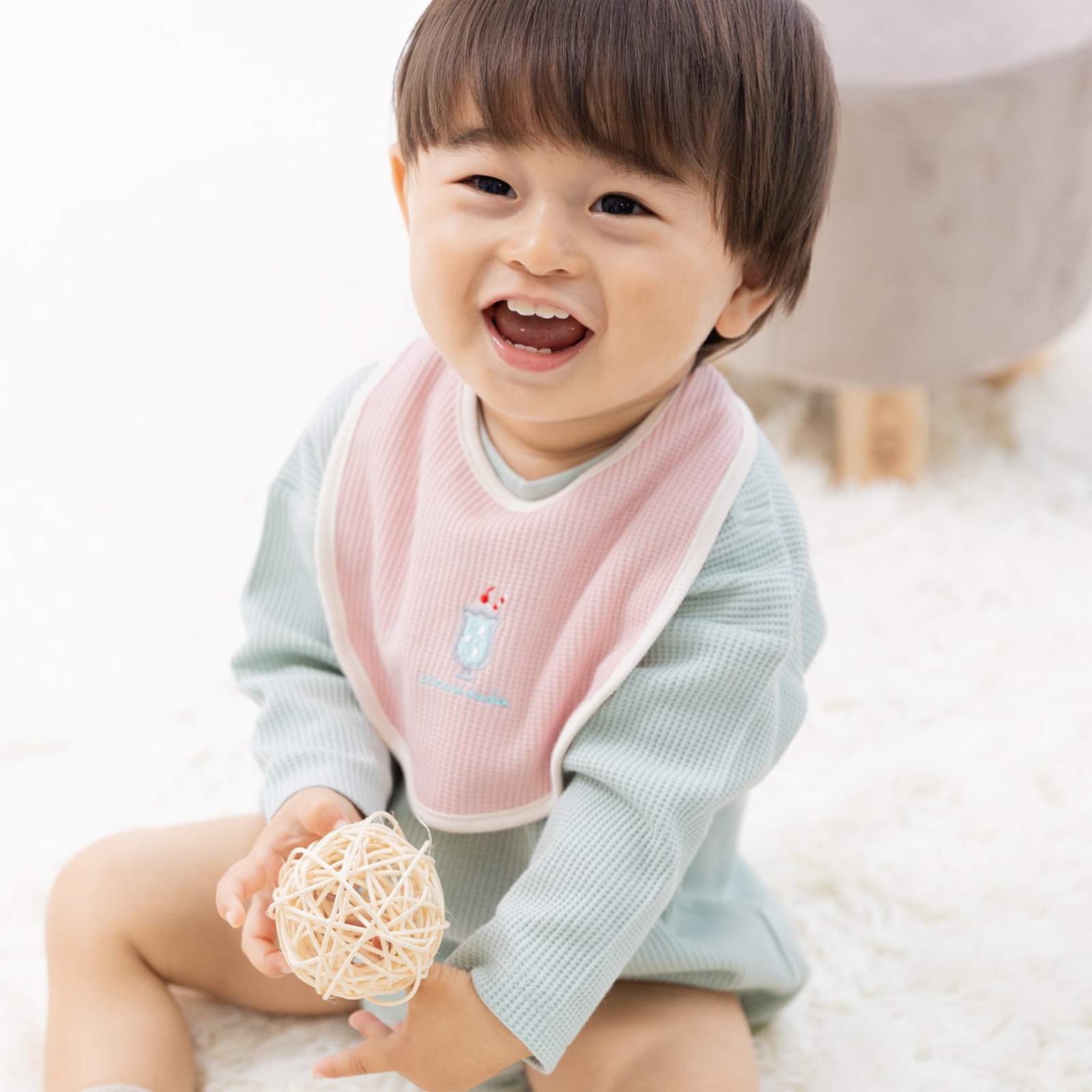 chil2 スタイ ビブ よだれかけ 新生児 赤ちゃん ベビー用 刺繍 ワン