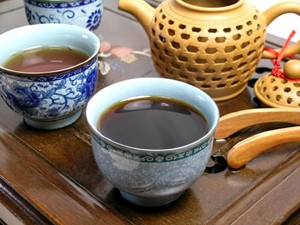 プーアール茶【宮廷1号8年物】