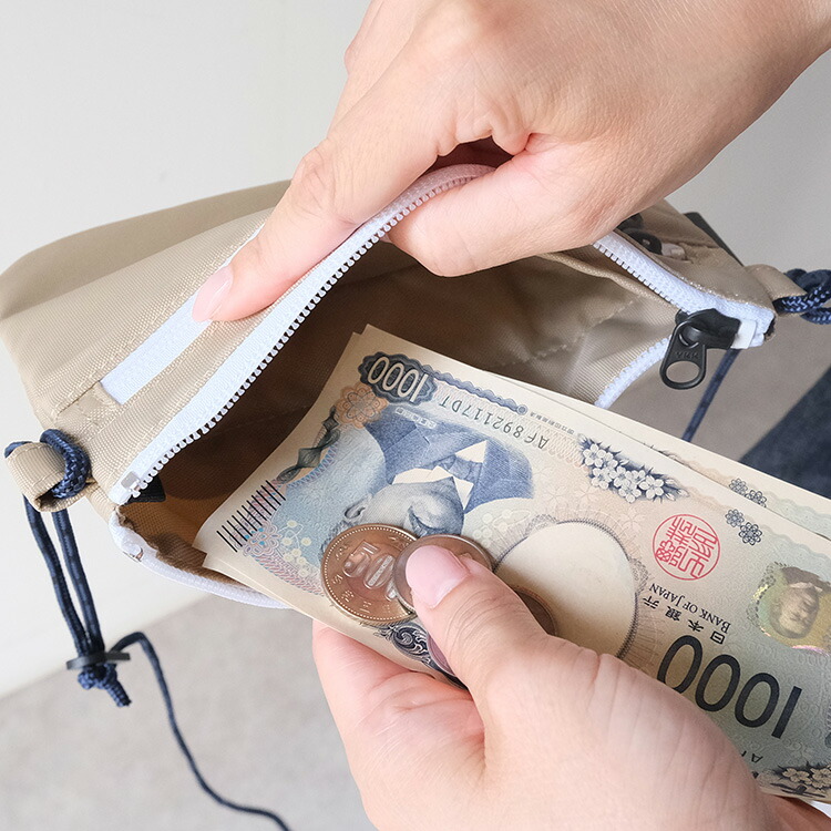 MAISON CANVVAS（メゾンキャンバス） MAISON CANVVAS TRAVEL POUCH