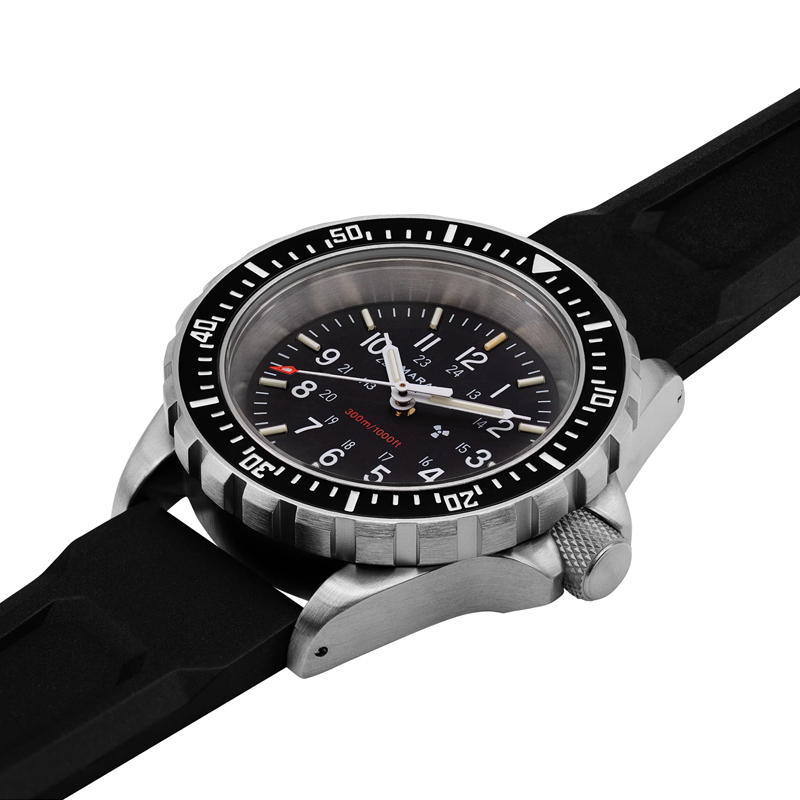腕時計 MARATHON TSARDivers Quartz 300M マラソン ティーサー