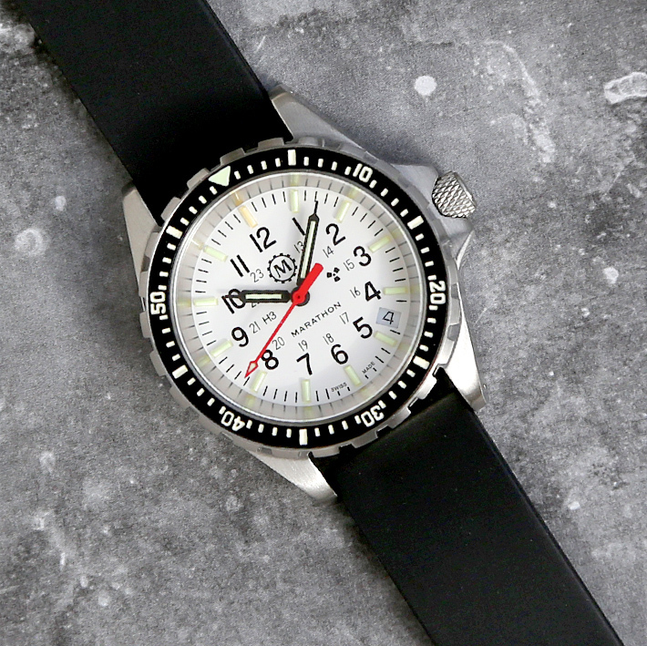 時計 腕時計 MARATHON TSAR 36mm Quartz Divers Arctic Edition 300M 