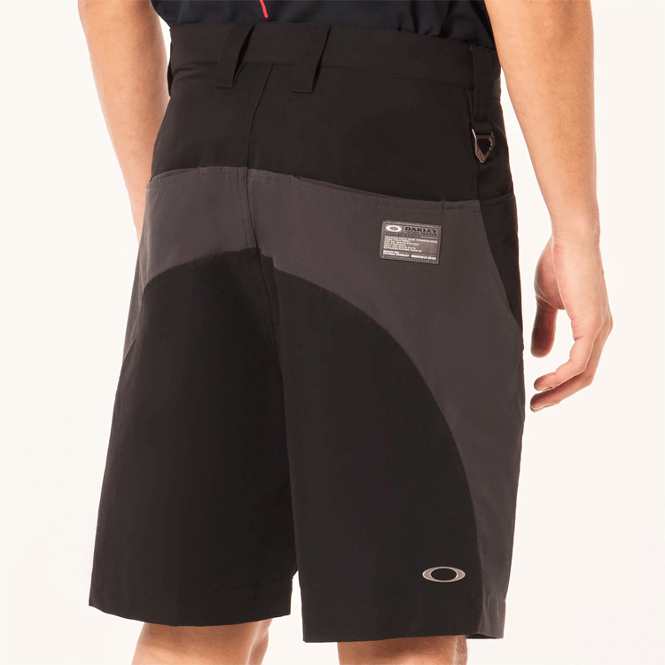 OAKLEY（オークリー） ワイドショーツ OAKLEY Icon Shape Wide Shorts