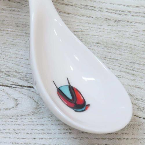 お鍋用品 仮面ライダーゼッツ 磁器製 レンゲ 特撮ヒーロー 金正陶器