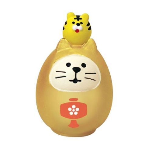 開運カラー猫だるま FUKUMONO concombre マスコット デコレ 金｜cinemacollection