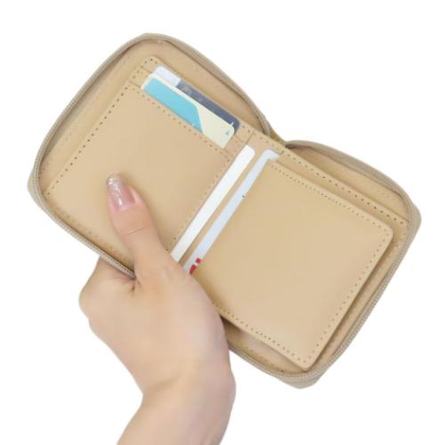 折りたたみ財布 二つ折り財布 なんでもいきもの だめきつね サンアート