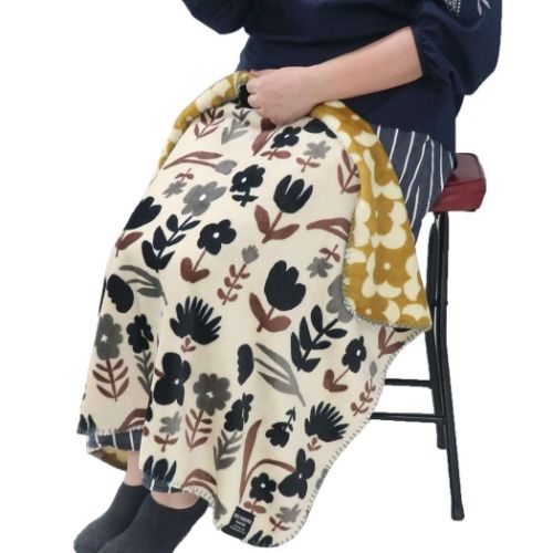 毛布 リバーシブルブランケット シルエットフラワー ナチュナル フレンズヒル ウォーマー雑貨 ひざ掛け