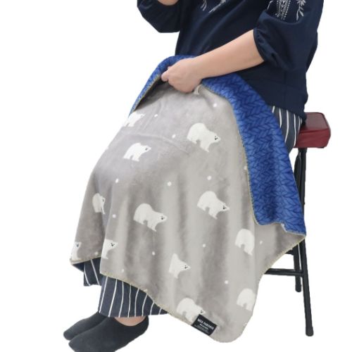 リバーシブルブランケット 毛布 シロクマスノウ ウォーマー雑貨 グレイ フレンズヒル ひざ掛け