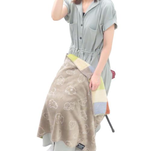 ひざ掛け毛布 リバーシブルブランケット パピーチェック ベージュ フレンズヒル ウォーマー雑貨 ひざかけ 寒さ対策