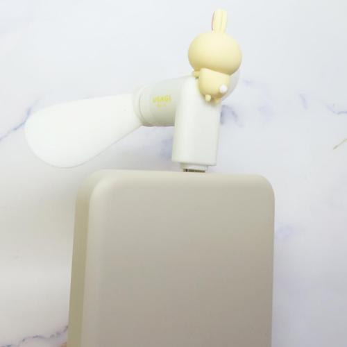 携帯用扇風機 コネクタ付きミニクールファン USB Type-C ちいかわ うさぎ グルマンディーズ ミニ扇風機 小型扇風機 ハンディ