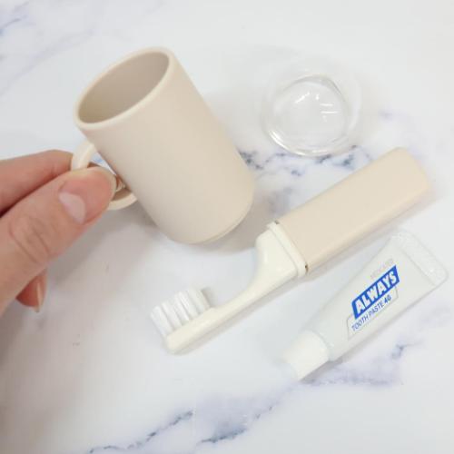 スヌーピー 歯磨きセット ミニミニハミガキセット ピーナッツ カミオジャパン コップ付き歯ブラシセット