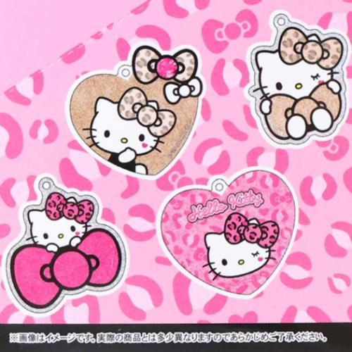 キーリング トレーディンググリッターキーホルダー 全8種 ハローキティ