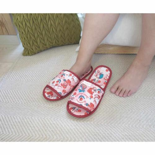 スイマーxサンリオキャラクターズ SWIMMERxSANRIO キャラクター トラベルグッズ 携帯スリッパ ピンク 三金商事