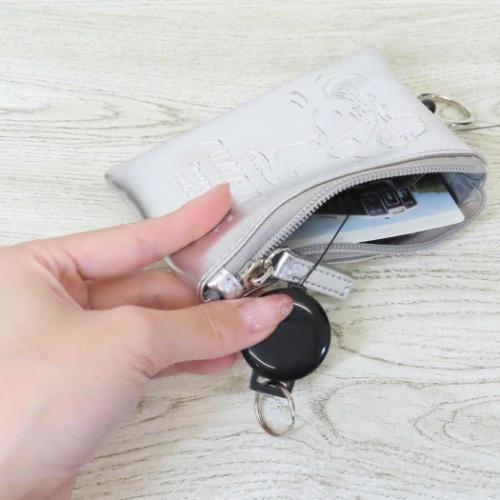 スヌーピー パスポーチ 定期入れ メタリックスヌーピー SI ピーナッツ キャラクター