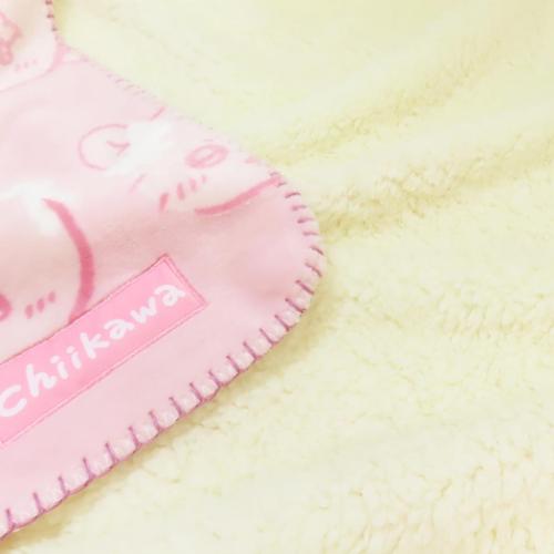 ちいかわ オパール加工ブランケット ひざ掛け毛布 キャラクター リボン