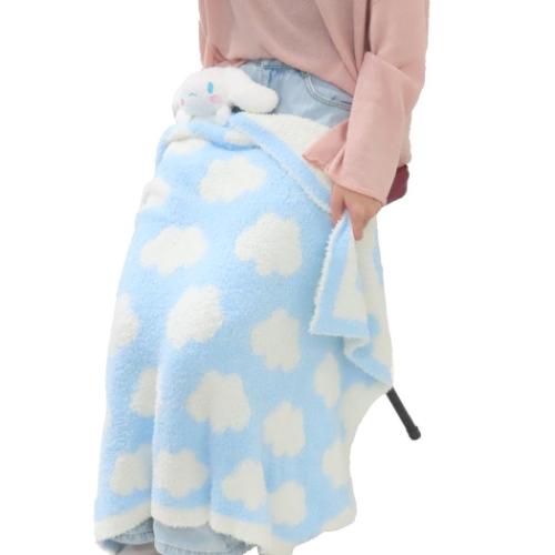 ひざ掛け毛布 マスコット付きブランケット くもとシナモン シナモロール サンリオ 丸眞 ウォーマー雑貨 キャラクター