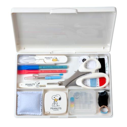 手芸用品 ソーイングセット ファスナーバッグ トートタイプ スヌーピー ピーナッツ ミササ 裁縫セット キャラクター