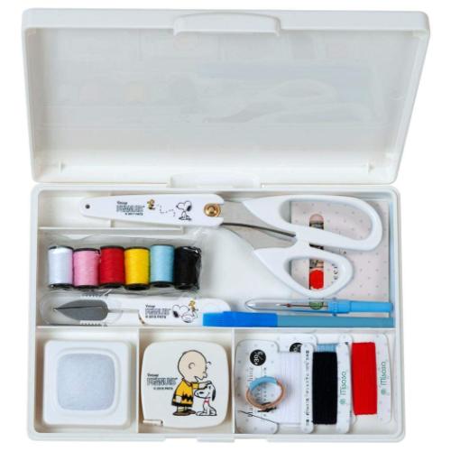 手芸用品 ソーイングセット ファスナーバッグ トートタイプ スヌーピー ミササ ピーナッツ 裁縫セット