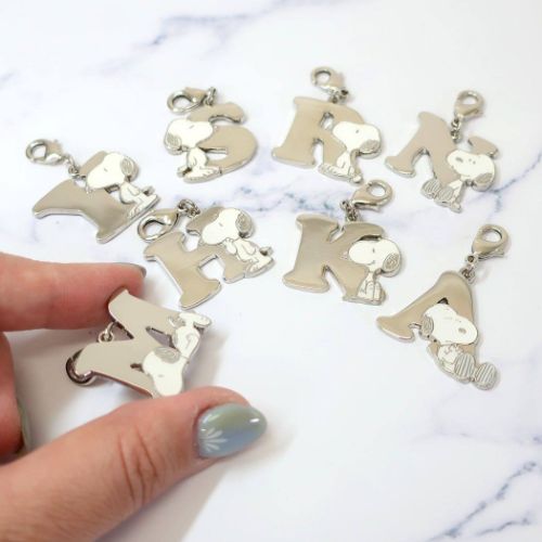SNOOPY イニシャルチャムコレ ファスナーマスコット スヌーピー