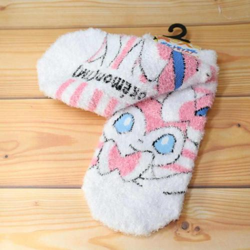 子ども用防寒室内靴下 もっこもこ靴下 ポケットモンスター ポケモン ニンフィア ボーダー キッズ スモールプラネット ウォーマー雑貨