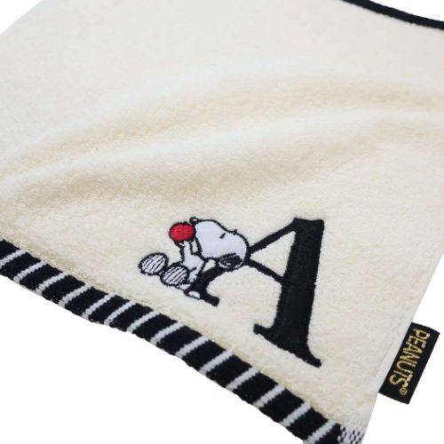 ふわふわイニシャルハンカチタオル ミニタオル ピーナッツ スヌーピー A 西川 プレゼント