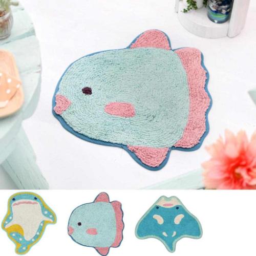 フロアマット マット アニマルグッズ アニマル 泳ごう ジンベエ トモコーポレーション フリーマット