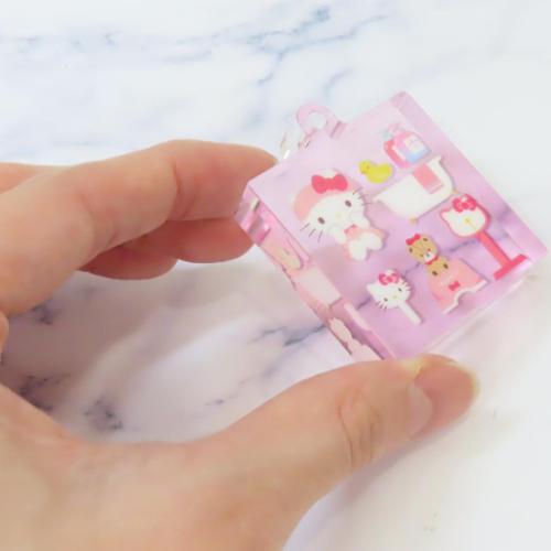 ハローキティ キャラクター キーチェーン パッケージ風