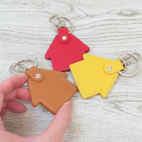 PEANUTS スヌーピー キーリング レザーキーホルダー ハウス ブラウン