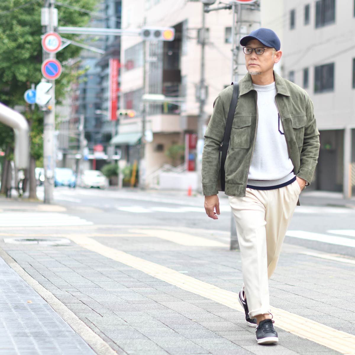 BAFY（バフィー） BAFY【バフィー】別注 レタードクルーネックニット 