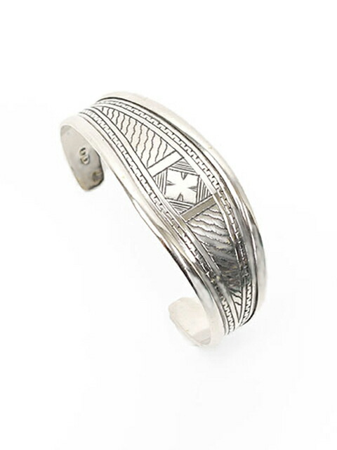 Adawat’n Tuareg アユール トゥアレグシルバー　バングル Adawat'n Tuareg | アダワットトゥアレグ シルバーバングル “アガジズ