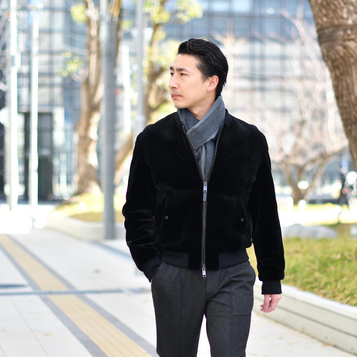 YVES SALOMON　ファージャケット　コヨーテ　ブラック　フランス製　46 ファーフード付き パーカ - ブラック - Yves Salomon