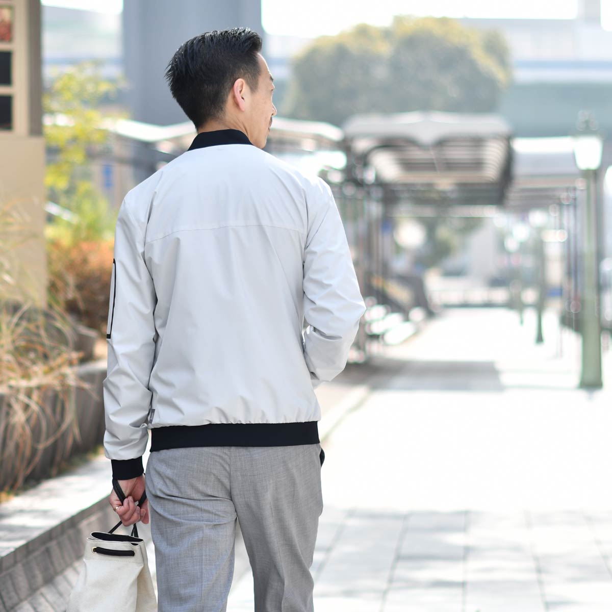 herno019022whib.jpg