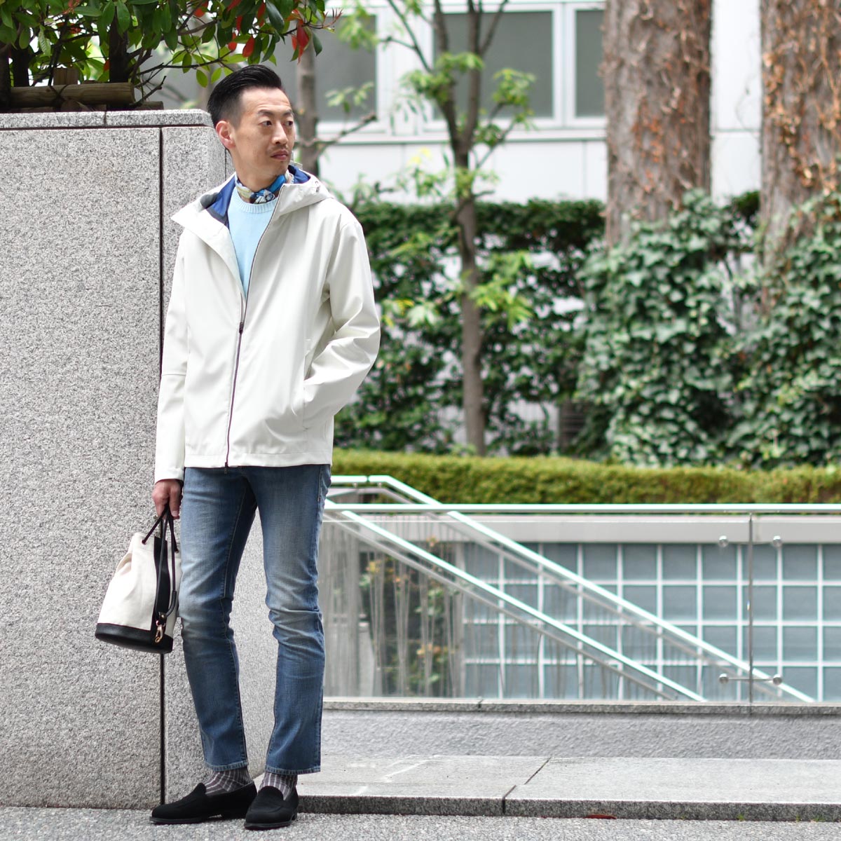 HERNO ヘルノ フーデッドライトジャケット ブルゾン 関税込 HERNO HERNO【ヘルノ】フーデッドブルゾン GI000492U 33410 1100