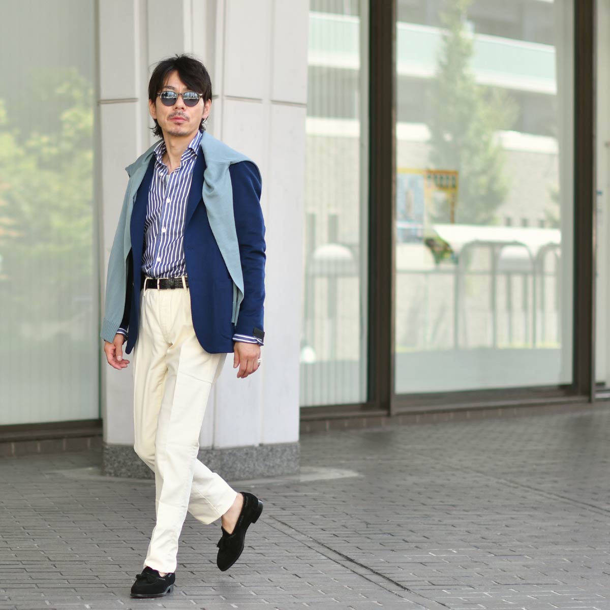 J3249 新品 インコテックス 53型 ノープリーツパンツ ネイビー 46 J3249 新品 インコテックス 53型 ノープリーツパンツ ネイビー 46