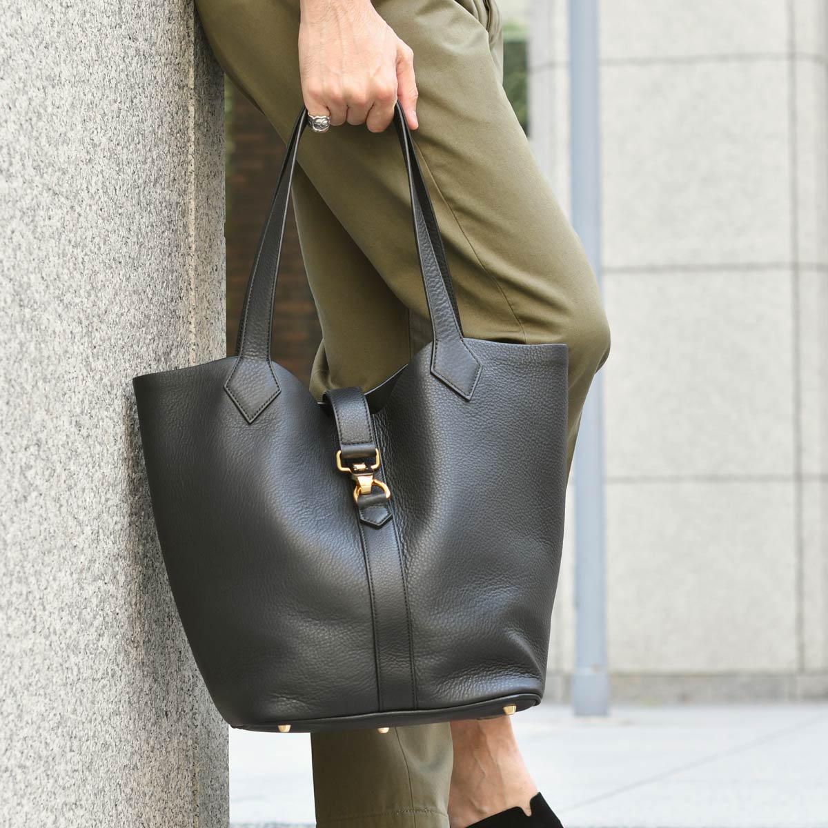 無*い様 ✨極美品✨ STEFANOMANO ネイビー レザー トートバッグ 底 楽天市場】【お買い物マラソン ポイント5倍 05/27 01：59まで