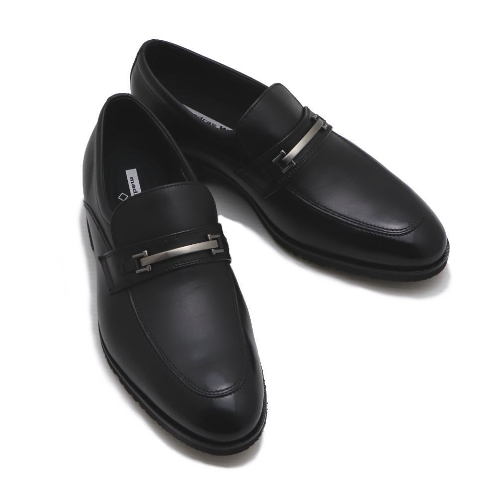 【未使用に近い】FOOT INDUSTRY 本革 43〈定価28,600円〉 未使用に近い】FOOT INDUSTRY 本革 43〈定価28,〉