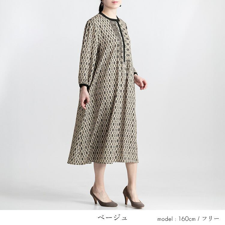 【送料無料/再入荷】 オリエンタル柄ピンタックワンピース 3色 M-L 洗える 八分袖 レディース トップス ワンピース Aライン ラウンドネック 総柄 お出かけ |  | 01