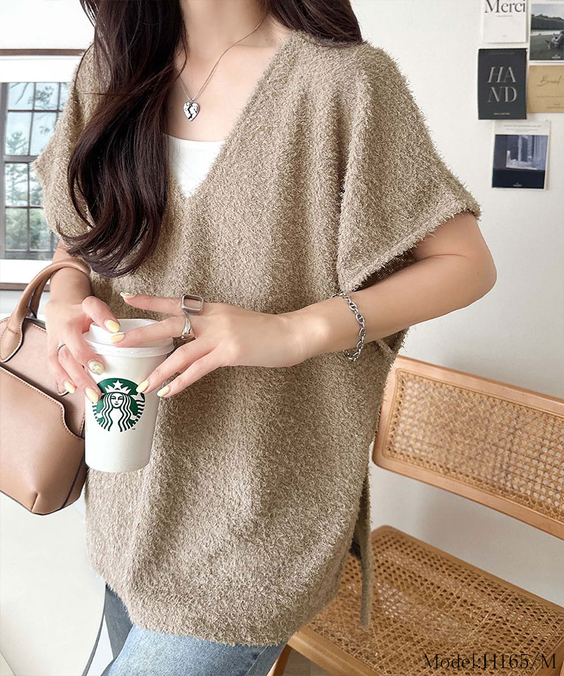 重ねるだけで、今日のコーデが一気に垢抜け。サイドスリットラメシャギーVネックベスト Classical Elf クラシカルエルフ ce1010662 | classicalelf | 14