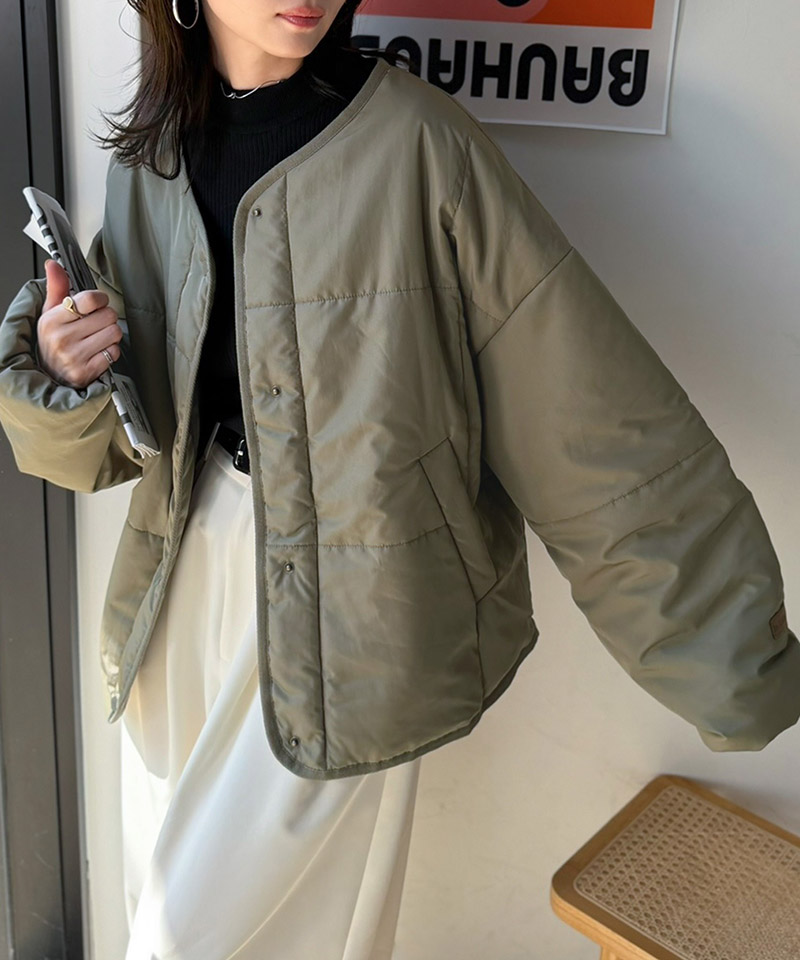 《JaVa ジャバコラボ》軽やかに羽織って旬顔。大人のノーカラー中綿ショート丈ブルゾン JaVa クラシカルエルフ jv1070244 | classicalelf | 16