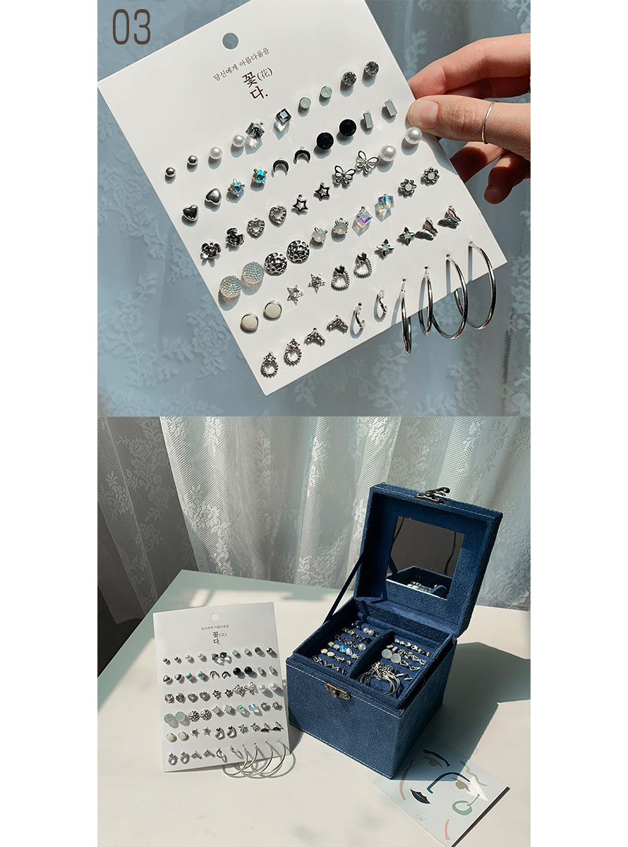 ピアスセット