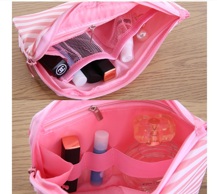 トラベルポーチ