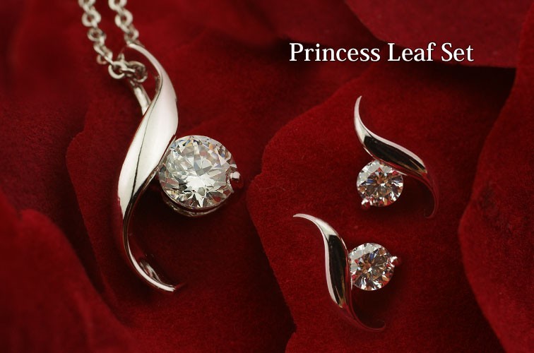 プリンセスリーフネックレス&ピアスセット