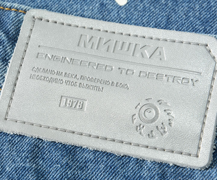 MISHKA ミシカ デニムパンツ ストレート ペイント バックロゴ