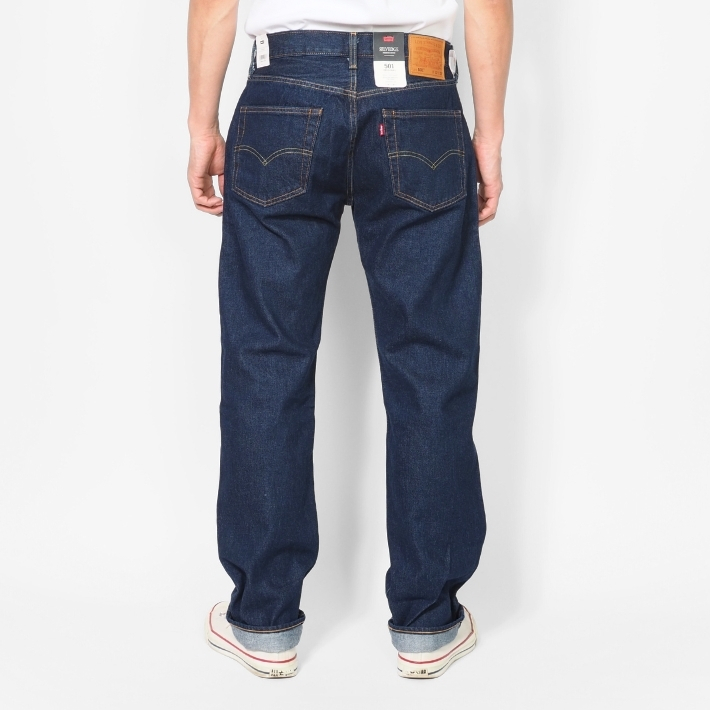 リーバイスプレミアム 501 復刻ストレートジーンズ 赤耳 W40 L28 Levi's（リーバイス） 501 ボタンフライ ストレート セルビッジデニム