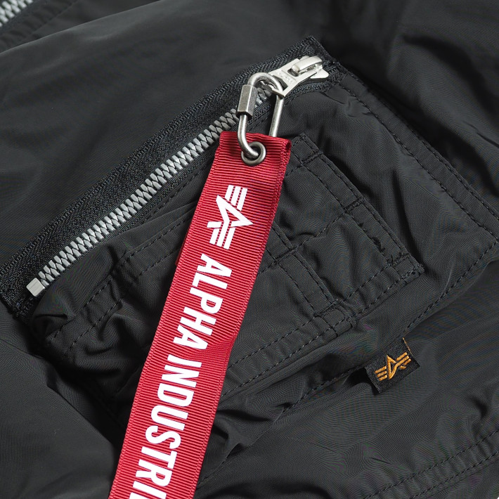 Alpha Industries（アルファ・インダストリーズ） アルファ