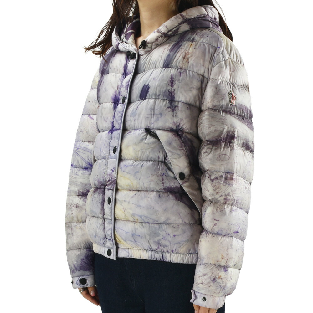 MONCLER（ダウンジャケット ・ パープル/紫色系）のフリマ