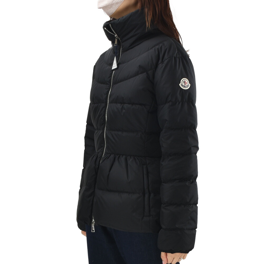 モンクレール ハイネックパッドジャケット ブラック Moncler ハイネック パデッドジャケット | ブラック | FARFETCH JP