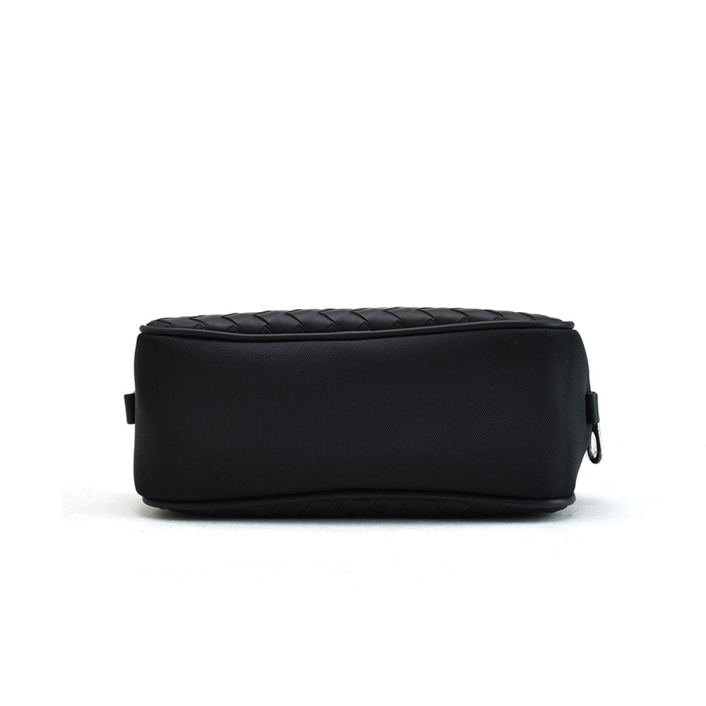 BOTTEGA VENETA ボッテガヴェネタ 449270 VAYD4 1000 ポーチ