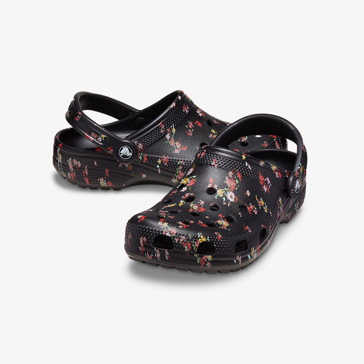 クロックス サンダル メンズ 《Ux》 Classic Ditsy Floral Clog クラシック ディッツィ フローラル クロッグ 《メンズ靴 レディース靴》 | crocs | 01