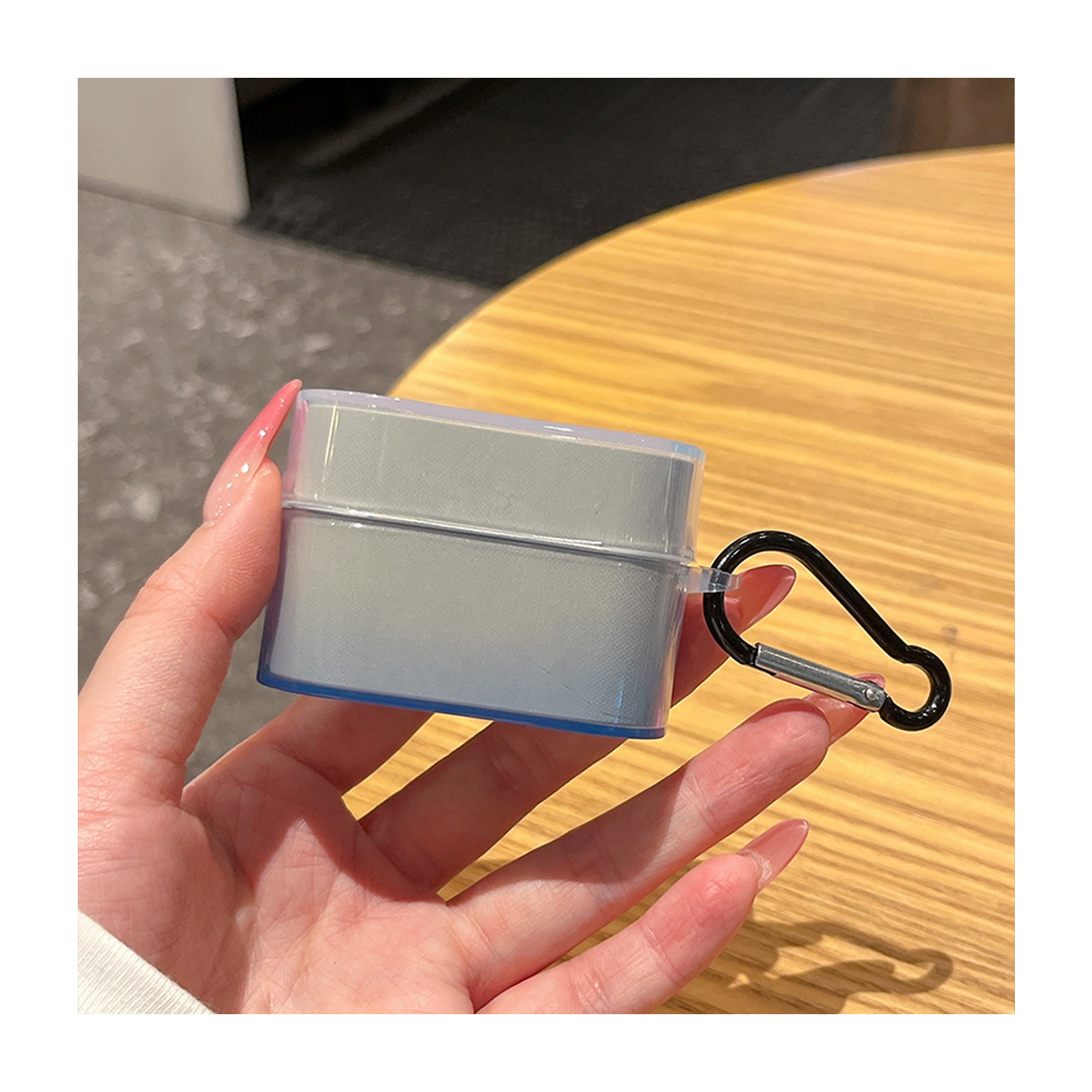 SONY（ソニー） WF-1000XM6用 TPU素材のクリア ケース とシンプルな