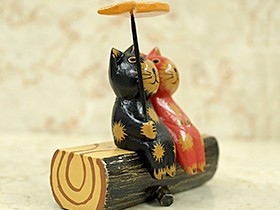 バリネコS(カップル＆魚) 切り株付き アジアン雑貨 バリ 猫 置物